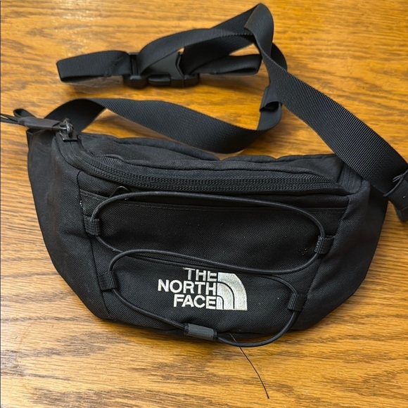 The North Face Black Belt Bag with Adjustable Straps - Picture 1 of 2